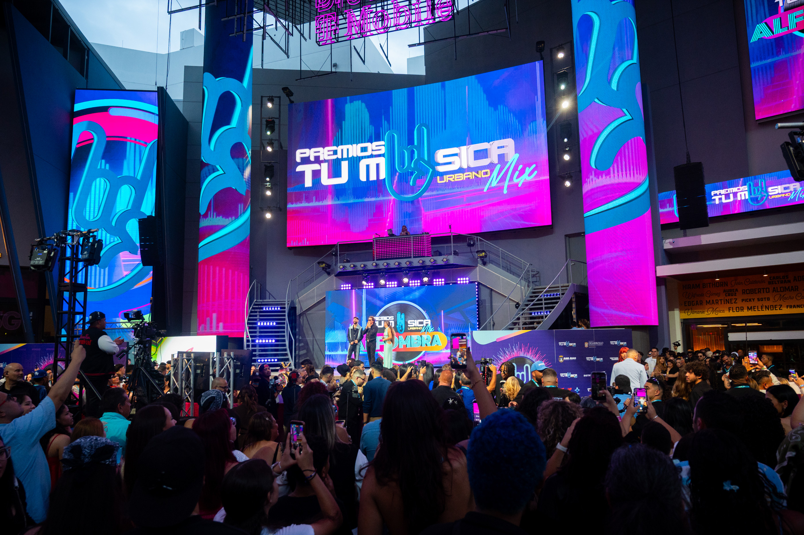 Premios Tu Música Urbano Mix 2026 reunió lo mejor de la música urbana latina en una noche que celebró su presente y anticipó su futuro.