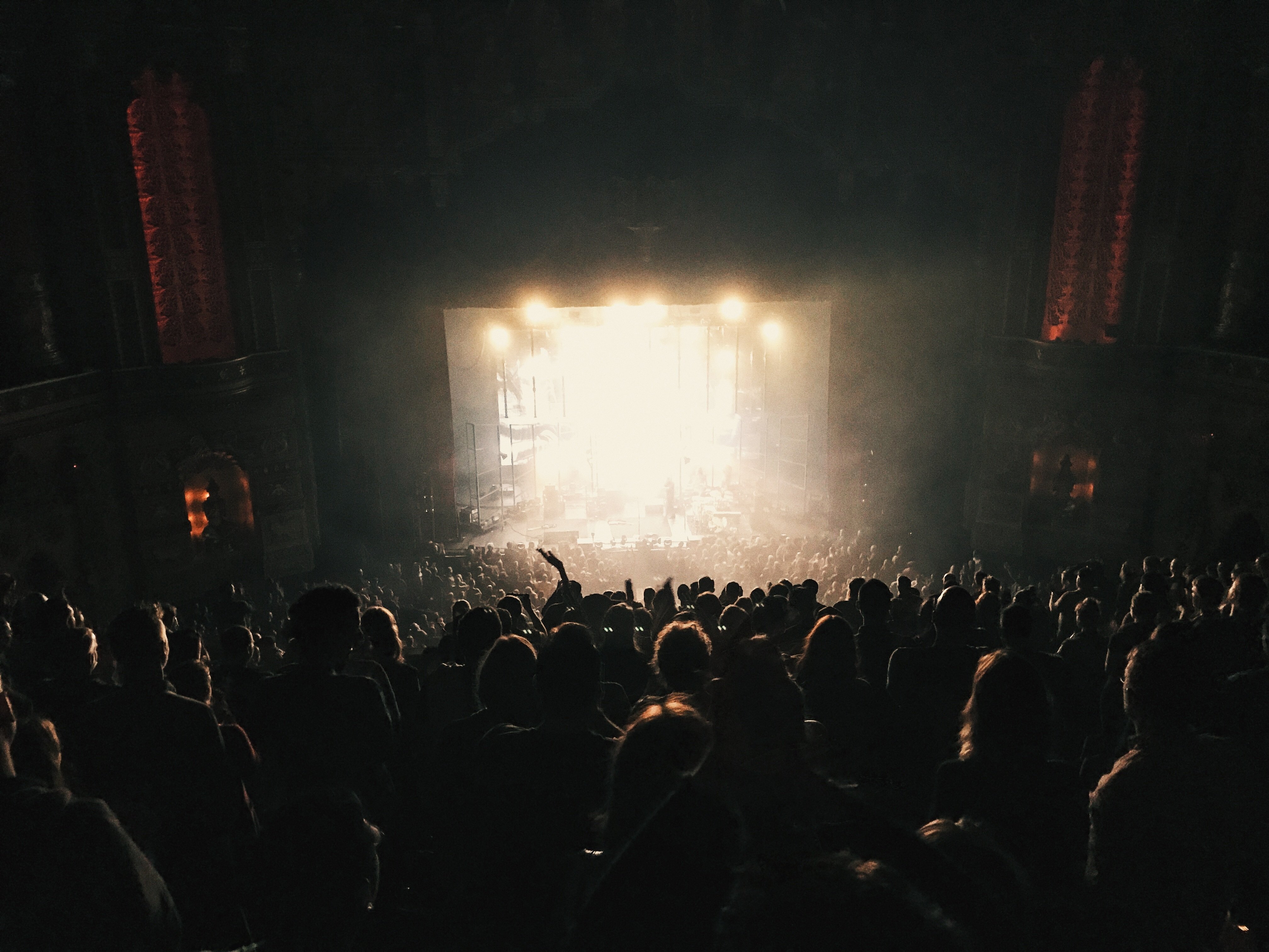 How Touring Artists Actually Negotiate Venue Deals in 2026